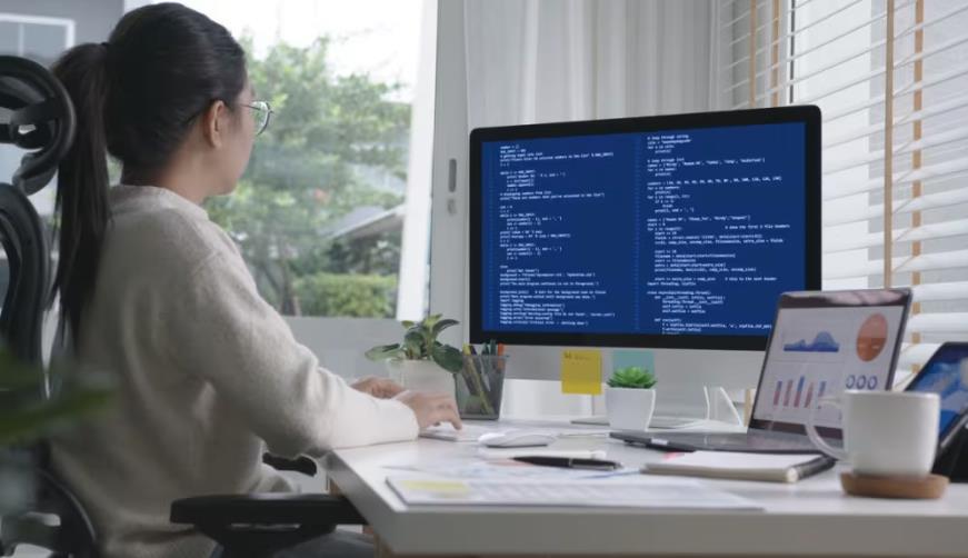 安图县企业数字化解决方案：机器学习赋能商业模式升级的核心路径